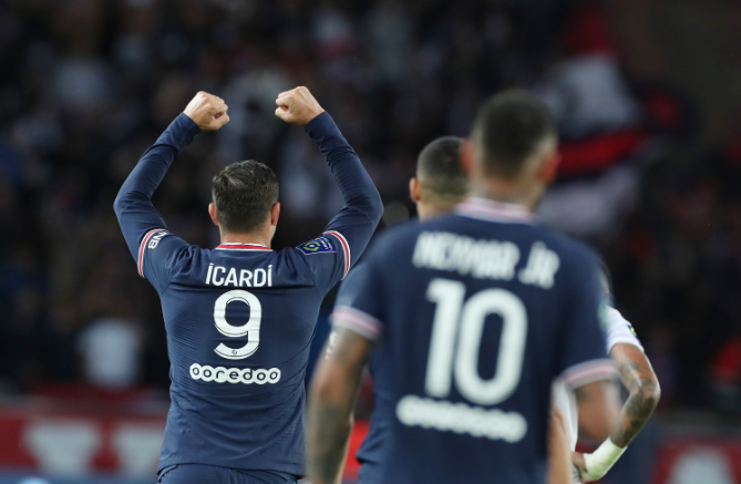  巴黎圣日耳曼绝杀里昂锁定半程冠军  